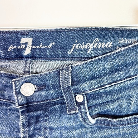 7 FOR ALL MANKIND JOSEFINA SKINNY BOYFRIEND CROP DISTRESSED JEANS WOMENS SZ 26 - Picture 3 of 5